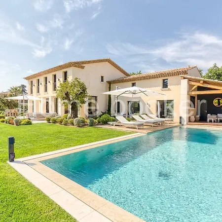 Olivia * Saint-Tropez